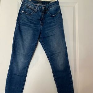 Lucky brand skinny jeans